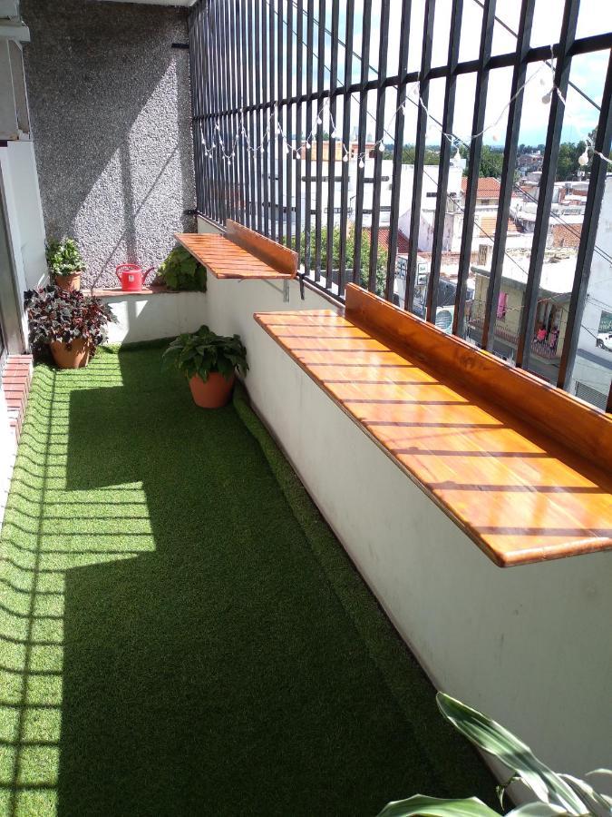 Amplio Dpto En El Centro De Salta. Apartamento Salta